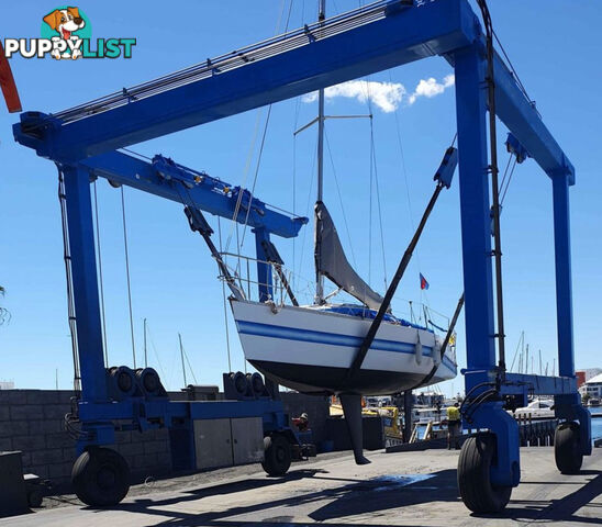 Whiting 32' 1/2 tonner yacht