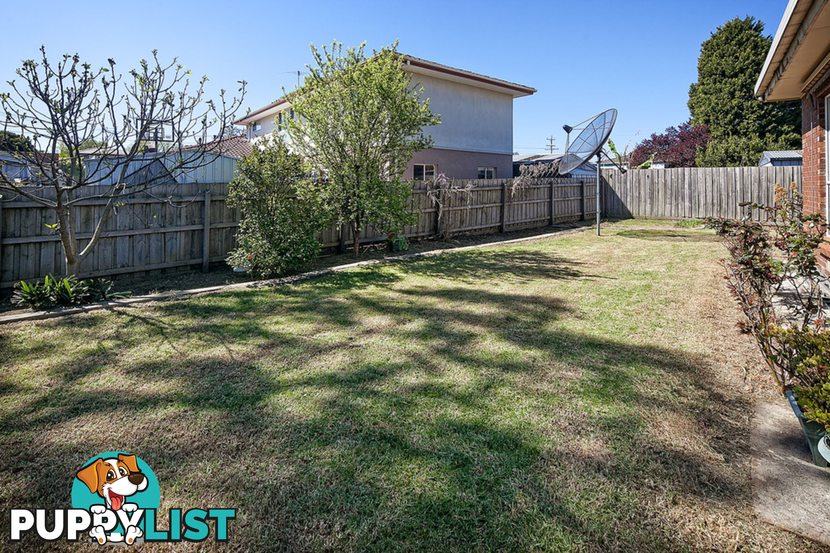 8 Dotterel Close DOVETON VIC 3177