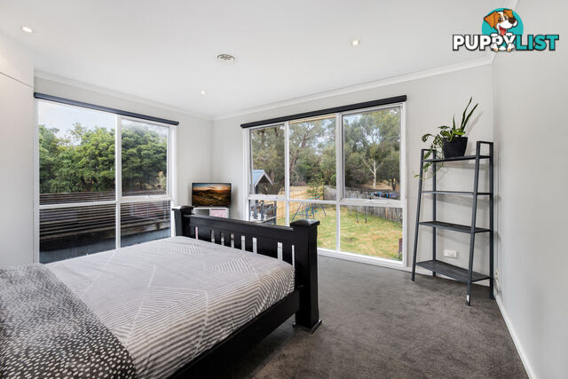 6 Rimfire Crescent Cranbourne VIC 3977