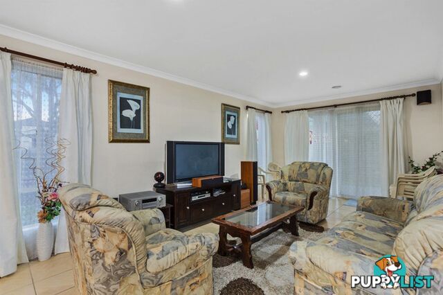 34 BAYNTON CRESCENT LYNBROOK VIC 3975