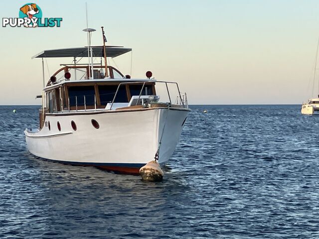 1938 Classic Wooden Cruiser
