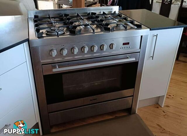 Kitchen newly neat and nice  for sale