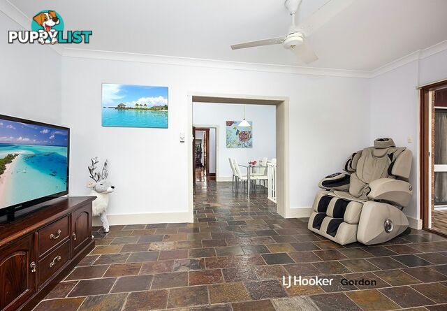 11 Robert Street GORDON NSW 2072