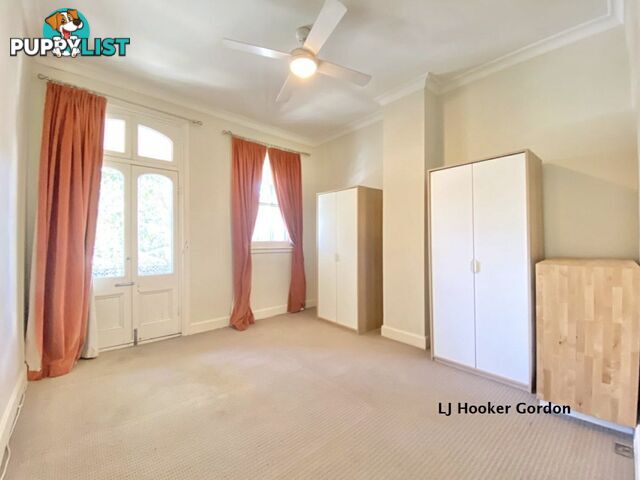11 Bourke Street WOOLLOOMOOLOO NSW 2011