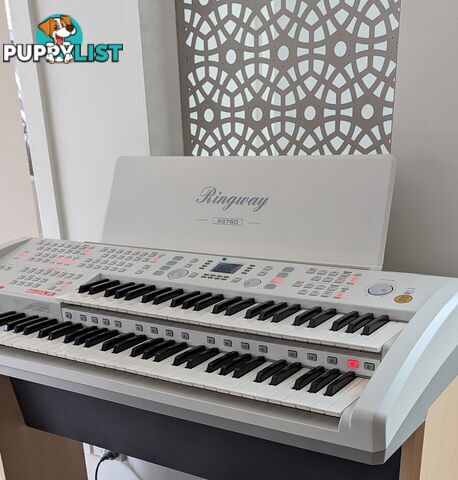 Ringway Electronic Organ RS-760