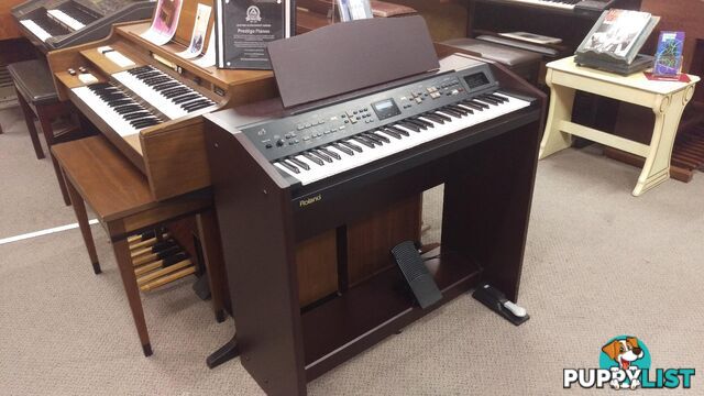 Roland Atelier Organ Model AT5