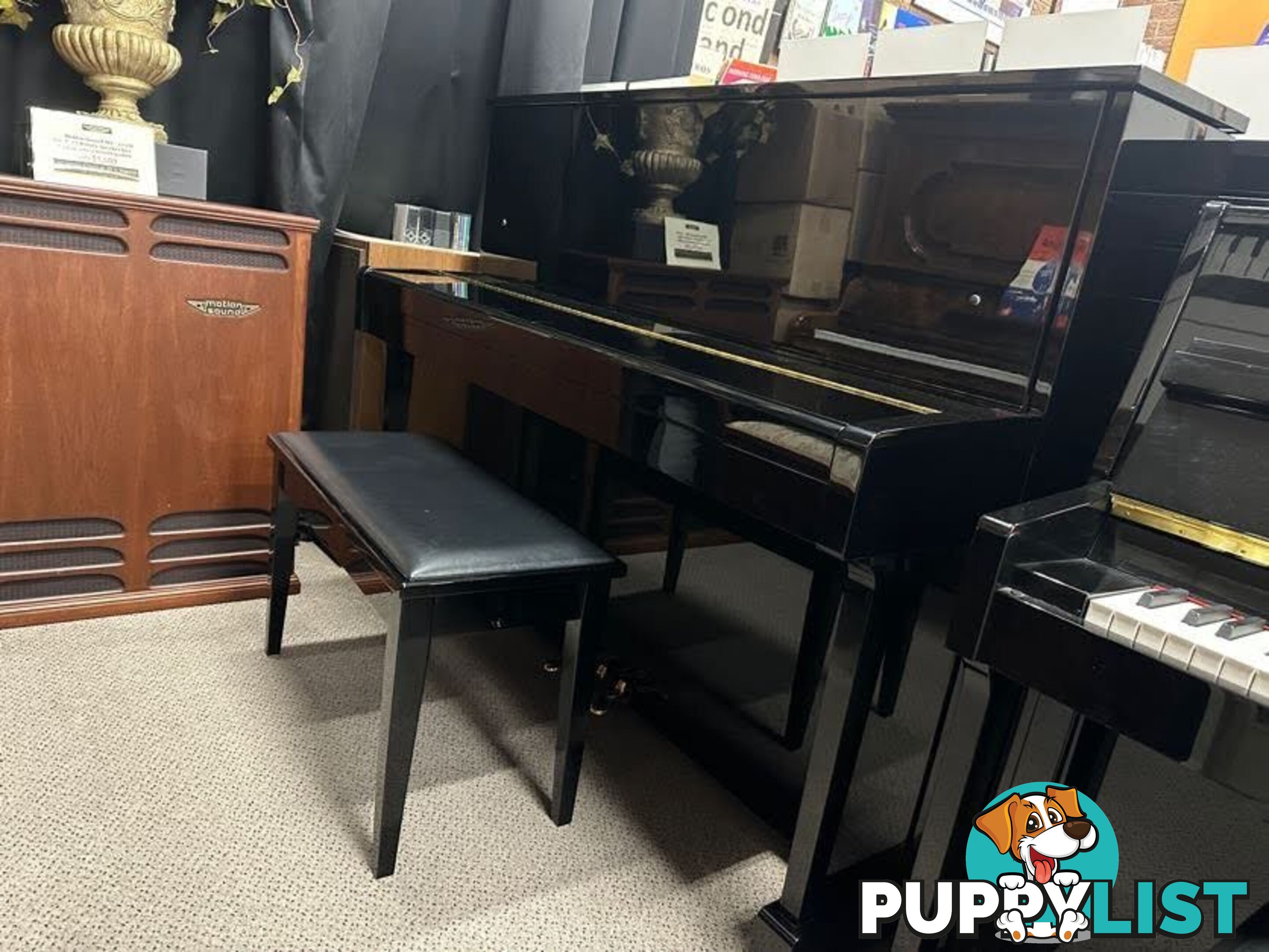 Yamaha T121 Upright Piano Pre-Loved