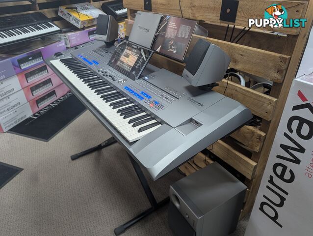 Yamaha Tyros 5 - Unleash Your Musical Genius! Pre-Loved