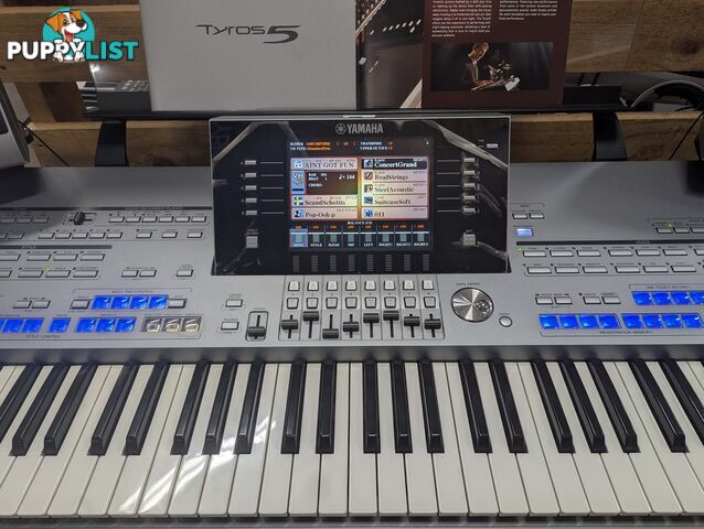 Yamaha Tyros 5 - Unleash Your Musical Genius! Pre-Loved