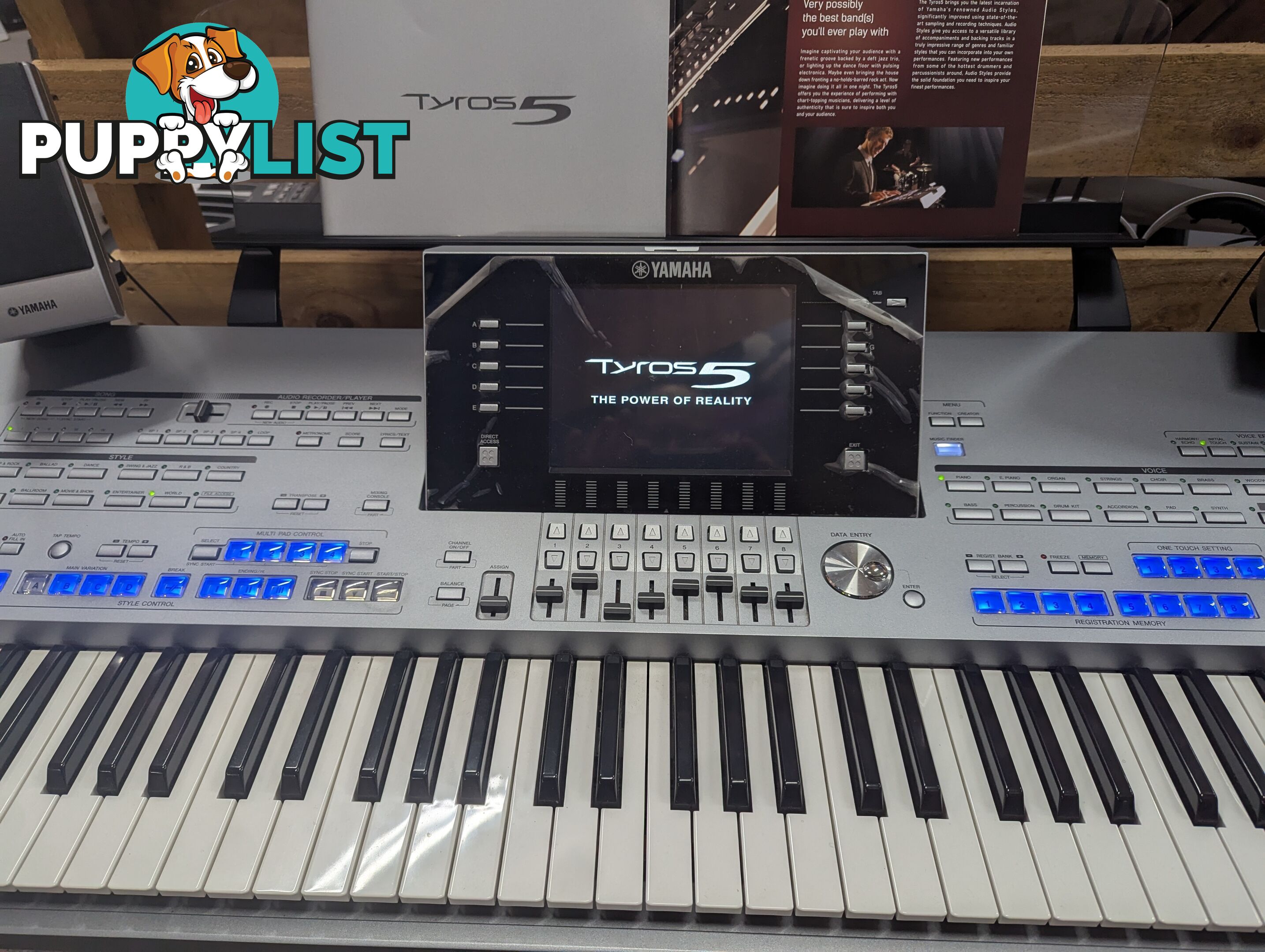 Yamaha Tyros 5 - Unleash Your Musical Genius! Pre-Loved