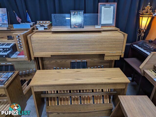 Allen Classical Organ AP17e Protege 33 Stop Organ with 4 X HC15' Speakers