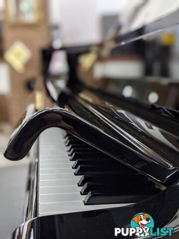 Yamaha Disklavier Enspire Baby Grand Piano GC1M Ebony Polished