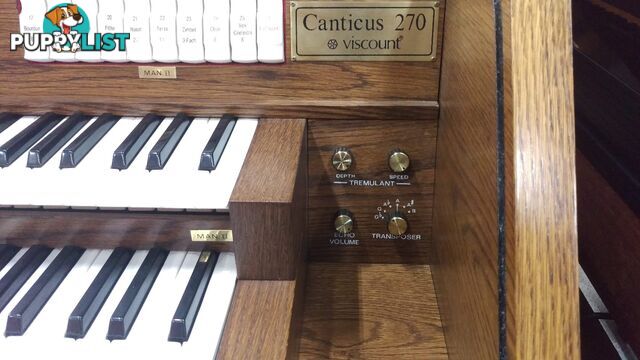 Viscount Canticus 270 Classical Organ ~ Now Sold ~ with a 27 flat radiating pedal board