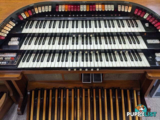 Conn 651 Deluxe 3 Manual Theatre Style Organ