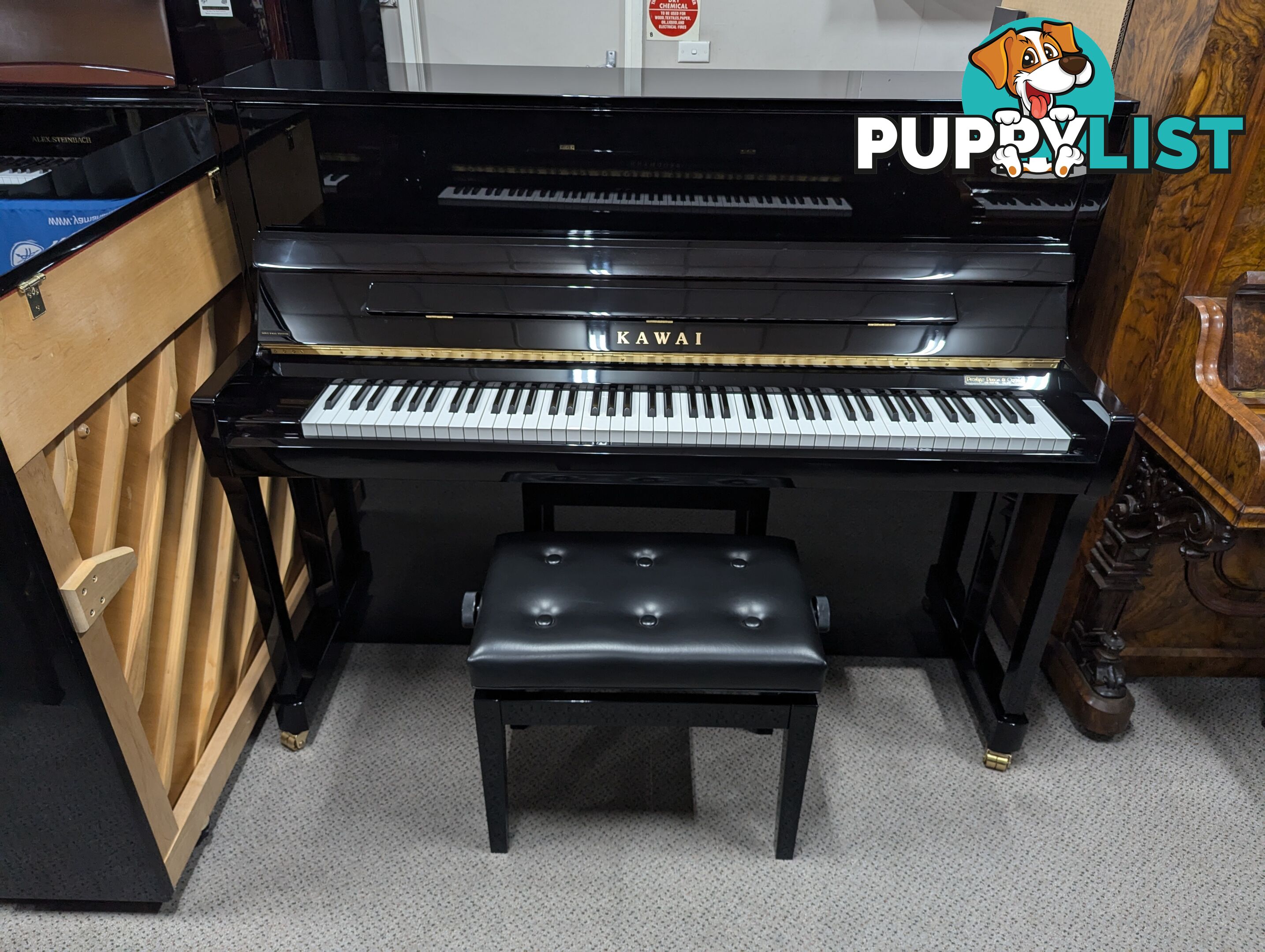 KAWAI K300J 122cm Upright Piano in Polished Ebony. Made in Japan