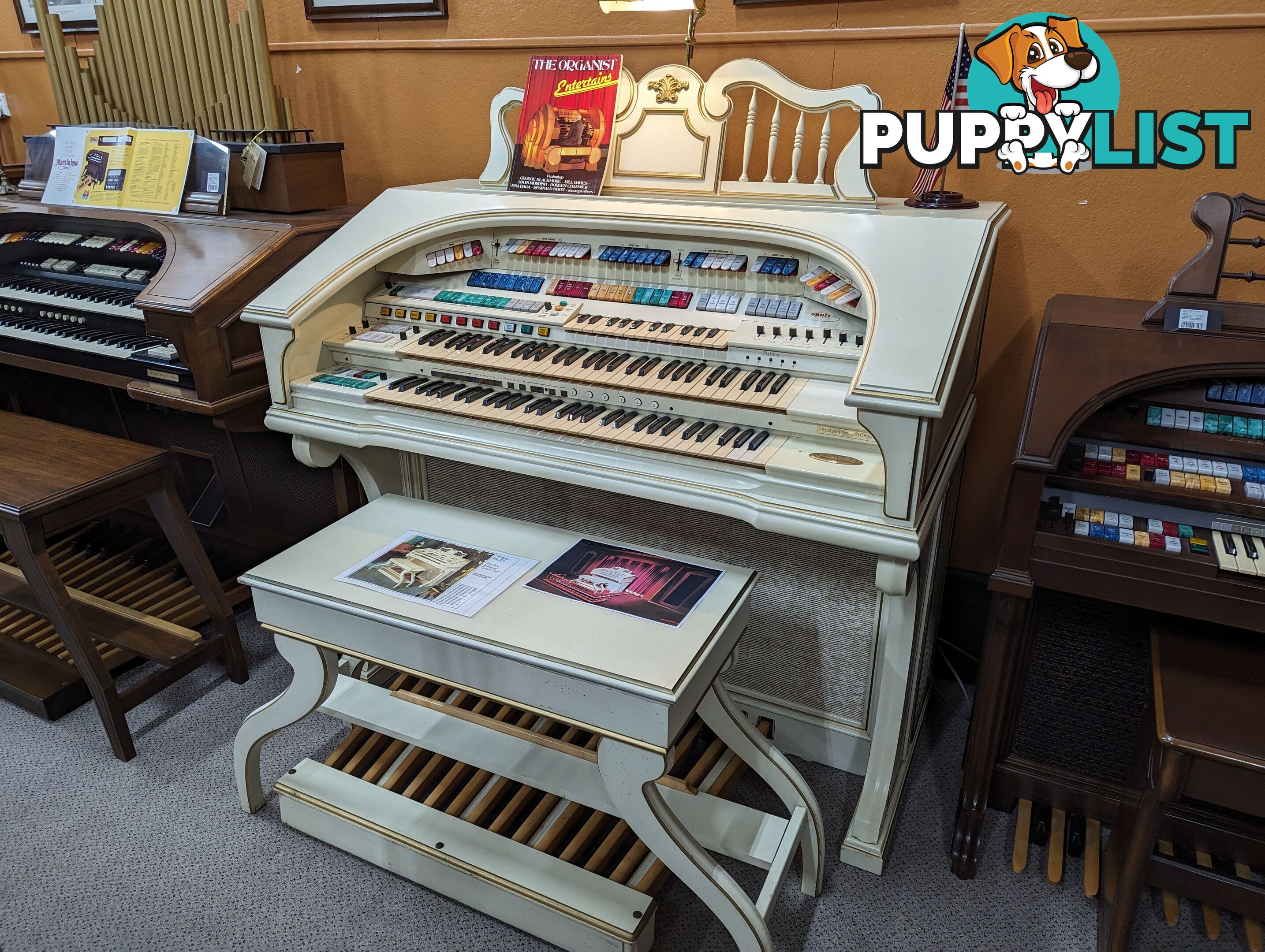 Wurlitzer Theatre Organ 950TA Deluxe Ivory & Gold Finish