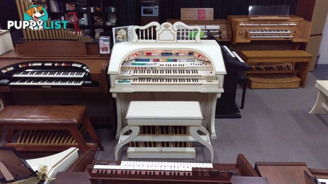 Wurlitzer Theatre Organ 950TA Deluxe Ivory & Gold Finish