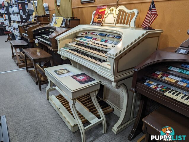 Wurlitzer Theatre Organ 950TA Deluxe Ivory & Gold Finish