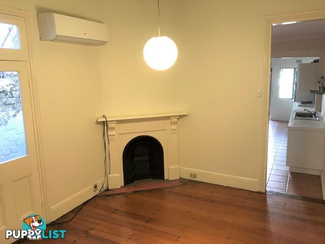 3 Ashmore Street ERSKINEVILLE NSW 2043