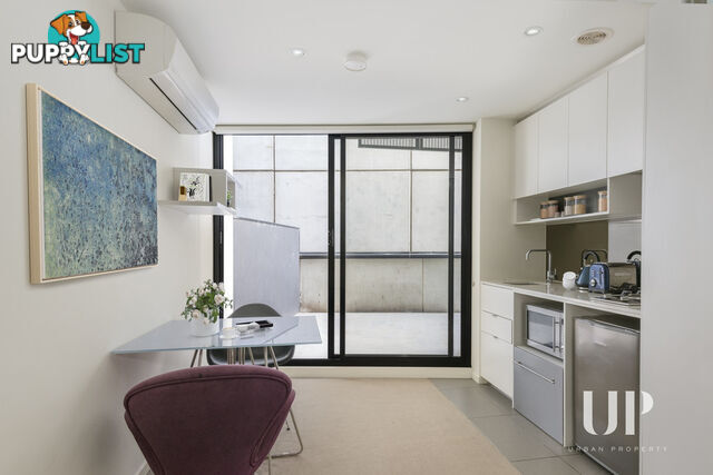 1302/243 Franklin Street MELBOURNE VIC 3000