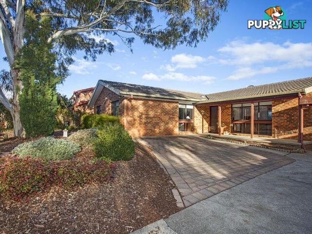 27 Vagabond Crescent MCKELLAR ACT 2617