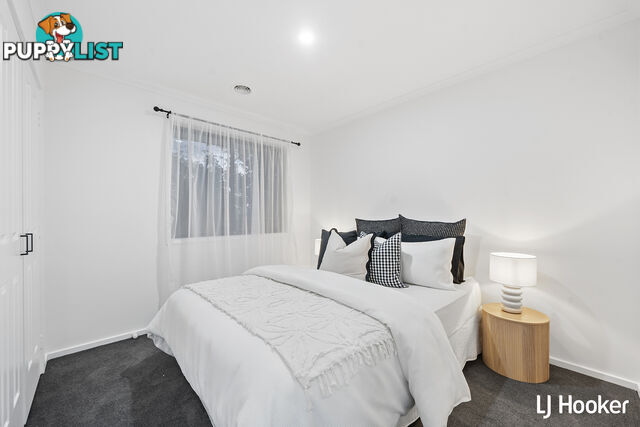 82 Hugh McKay Crescent DUNLOP ACT 2615