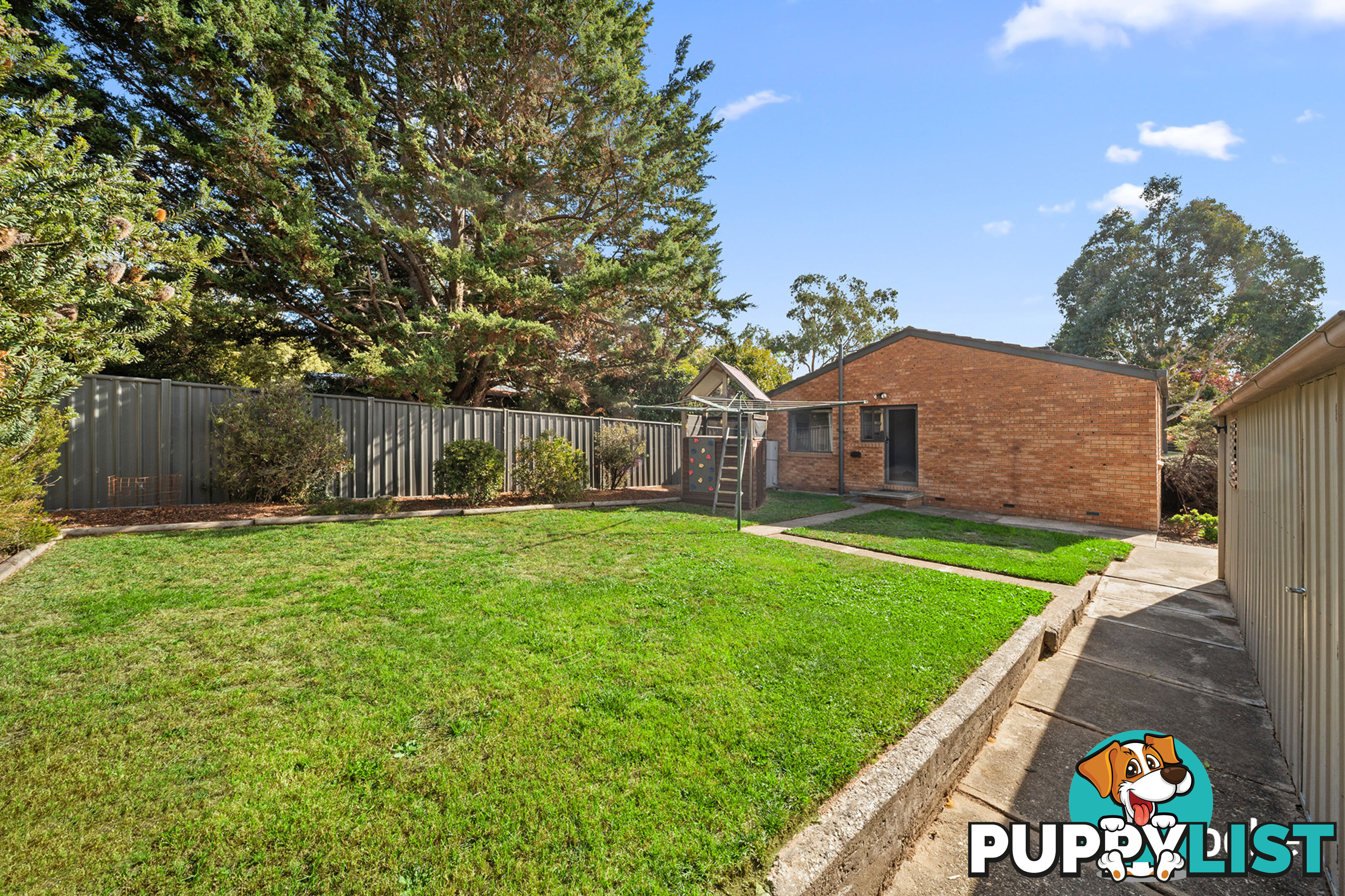 8 Summerville Crescent FLOREY ACT 2615