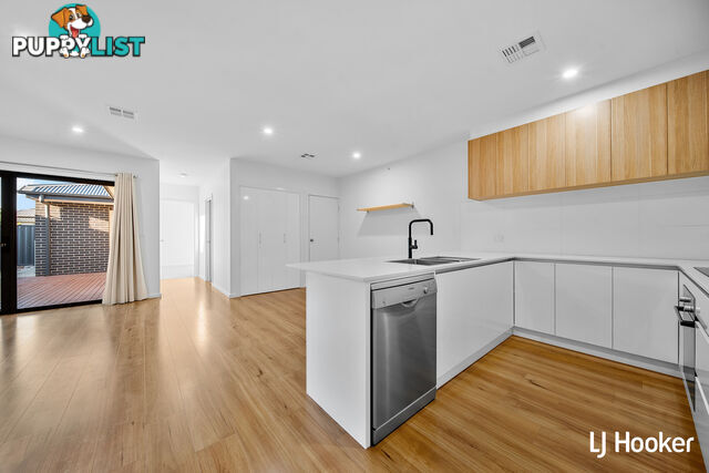 127 Lionel Rose Street STRATHNAIRN ACT 2615
