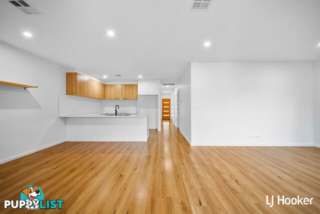 127 Lionel Rose Street STRATHNAIRN ACT 2615