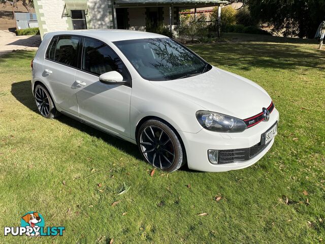 2011 Volkswagen Golf Hatchback Automatic