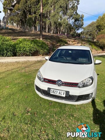 2011 Volkswagen Golf Hatchback Automatic
