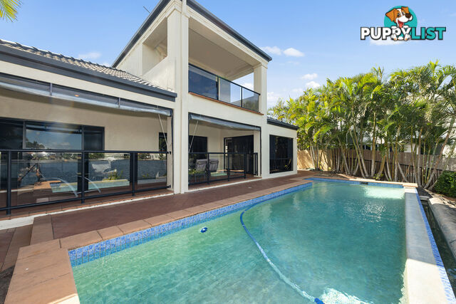 66 The Peninsula Helensvale QLD 4212