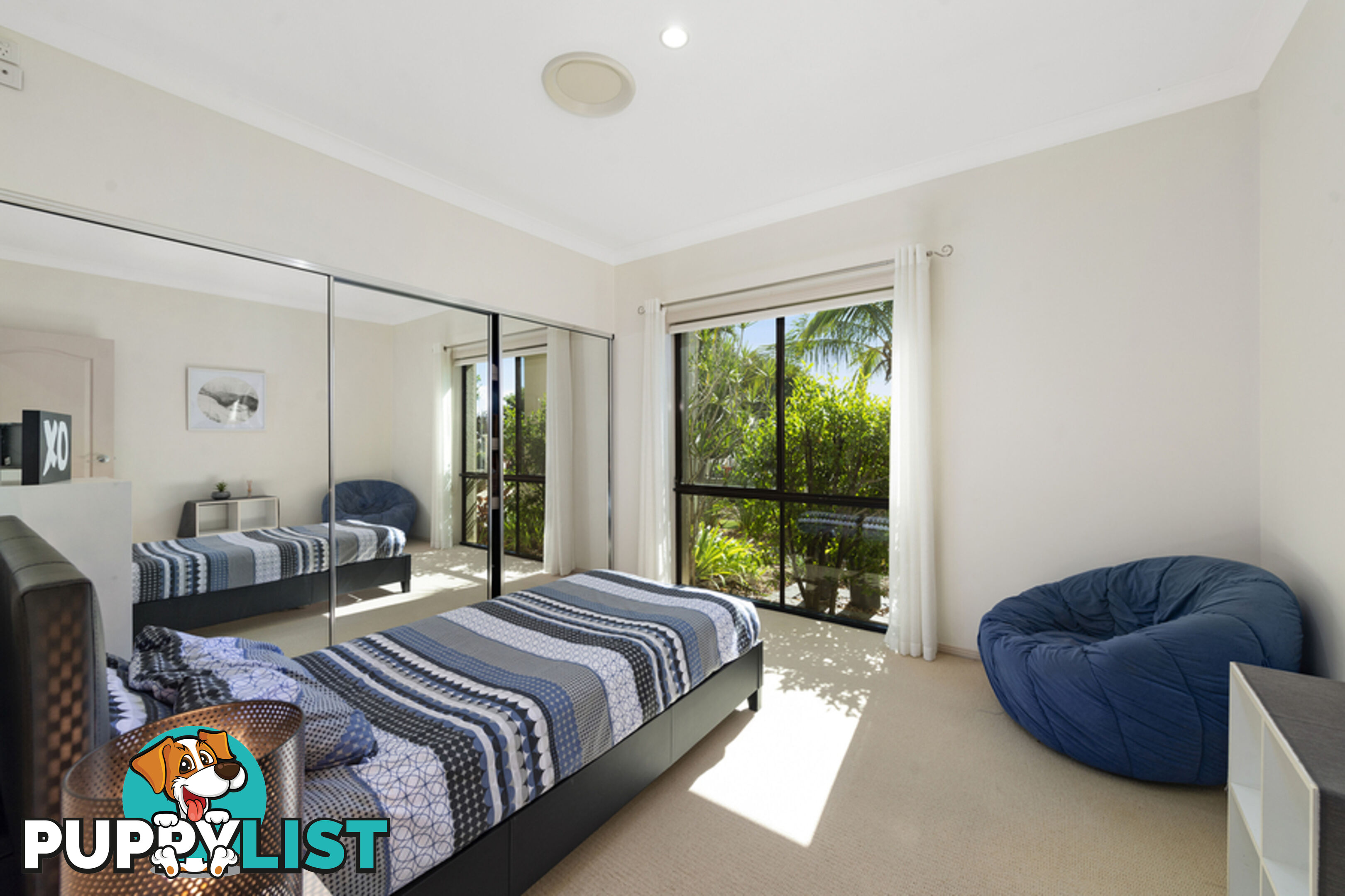 66 The Peninsula Helensvale QLD 4212