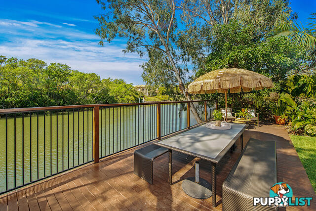 21 River Cove Place Hope Island QLD 4212