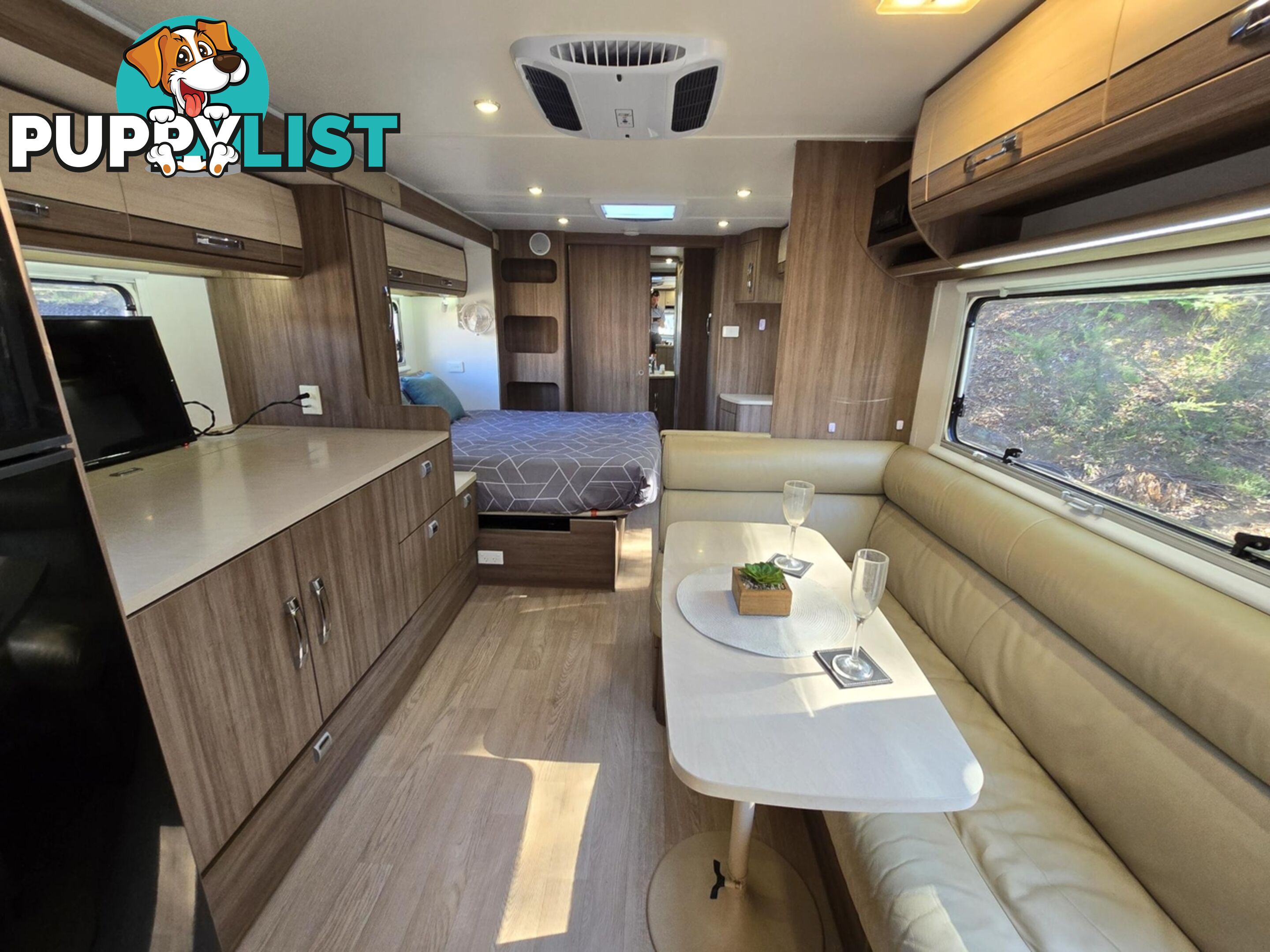 2014  JAYCO SILVERLINE  23.72-1 CARAVAN