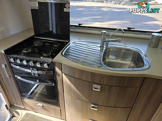 2014  JAYCO SILVERLINE  23.72-1 CARAVAN