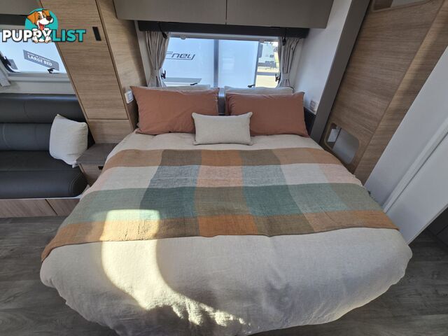 2024  JAYCO SILVERLINE  21.65-4.OB.SL-MY24 CARAVAN