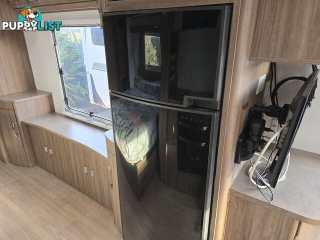 2014  JAYCO SILVERLINE  24.75-2.14SL CARAVAN