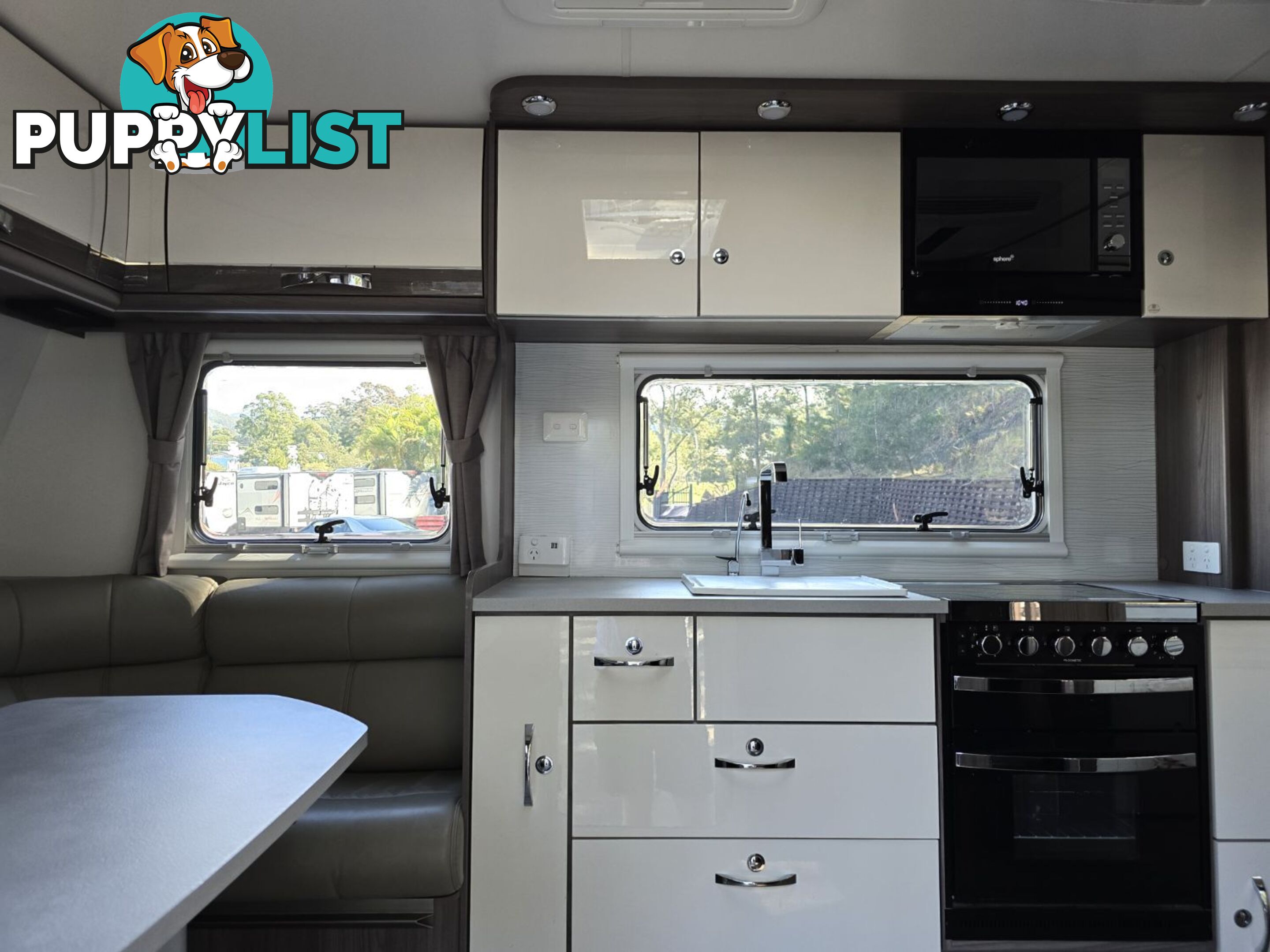 2018  JAYCO SILVERLINE  21.65-3 CARAVAN