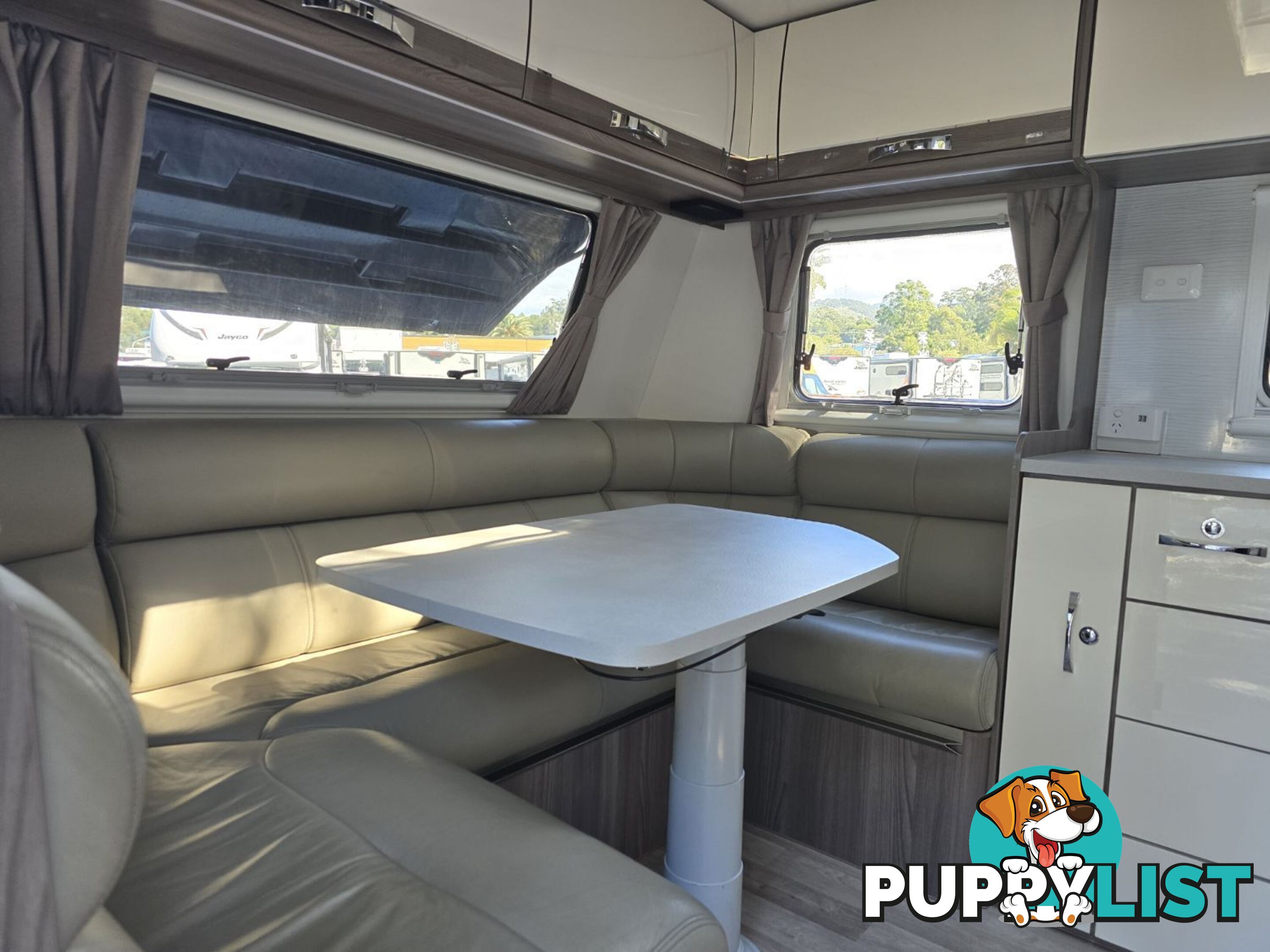 2018  JAYCO SILVERLINE  21.65-3 CARAVAN