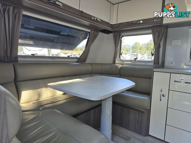 2018  JAYCO SILVERLINE  21.65-3 CARAVAN