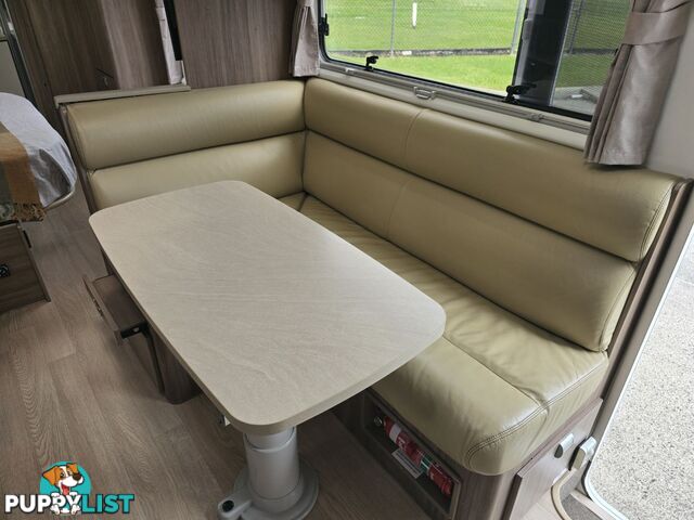 2015  JAYCO SILVERLINE  21.65-4 CARAVAN