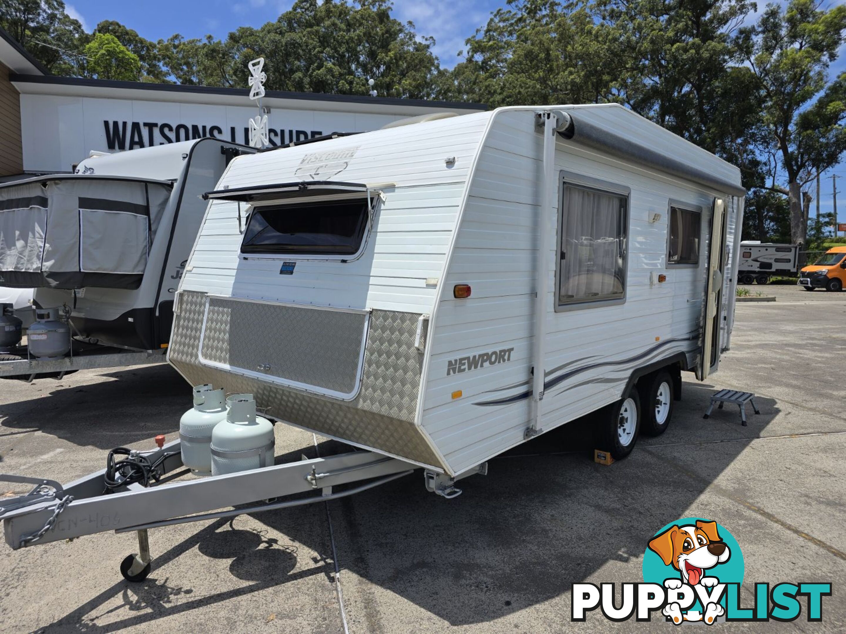 2004  VISCOUNT NEWPORT   CARAVAN