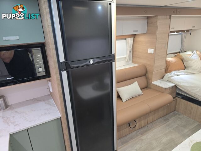 2025  JAYCO SILVERLINE  21.65-4.OB.SL-MY25 CARAVAN