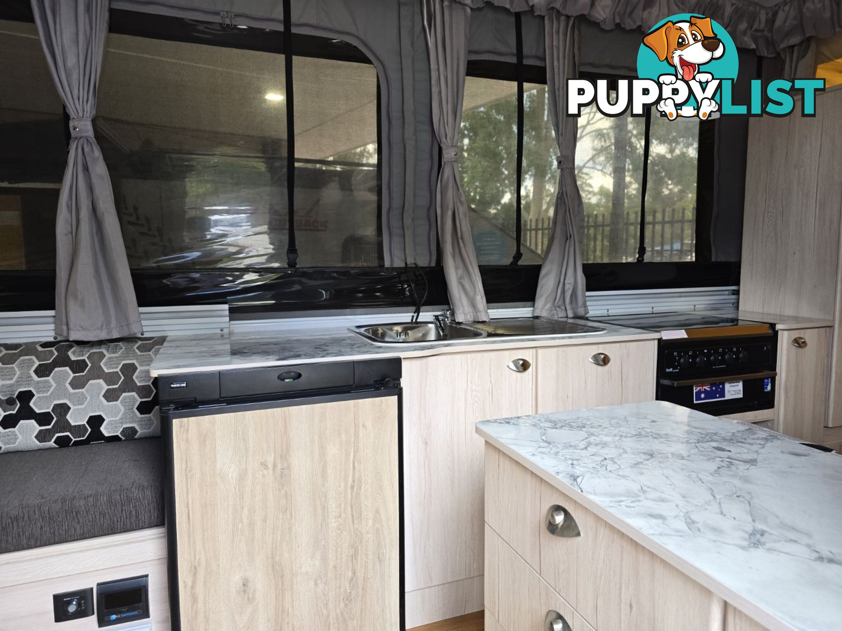2018  GOLF CHALLENGER   CAMPER TRAILER