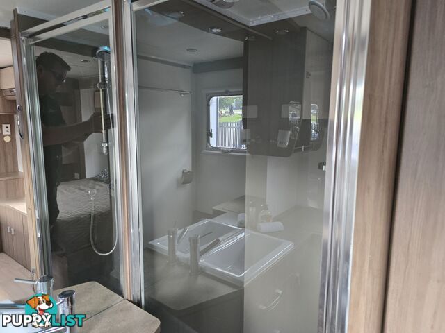 2014  JAYCO SILVERLINE  21.65-3.OB.14SL CARAVAN