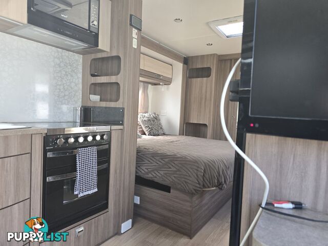 2014  JAYCO SILVERLINE  21.65-3.OB.14SL CARAVAN