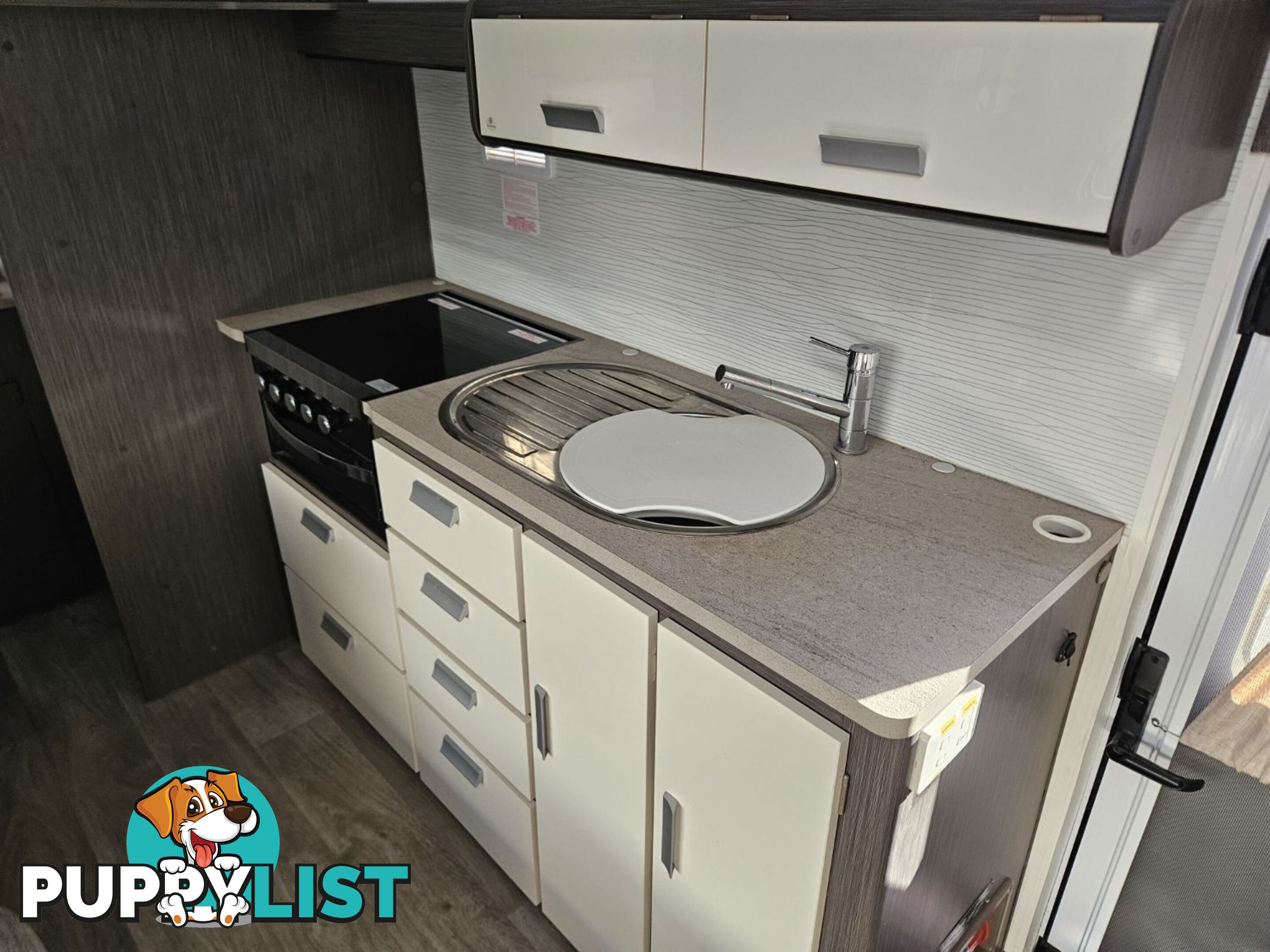 2019  JAYCO JOURNEY  16.67-4 POP TOP
