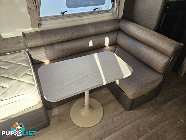 2019  JAYCO JOURNEY  16.67-4 POP TOP