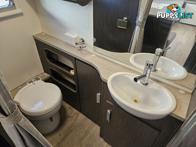 2019  JAYCO JOURNEY  16.67-4 POP TOP